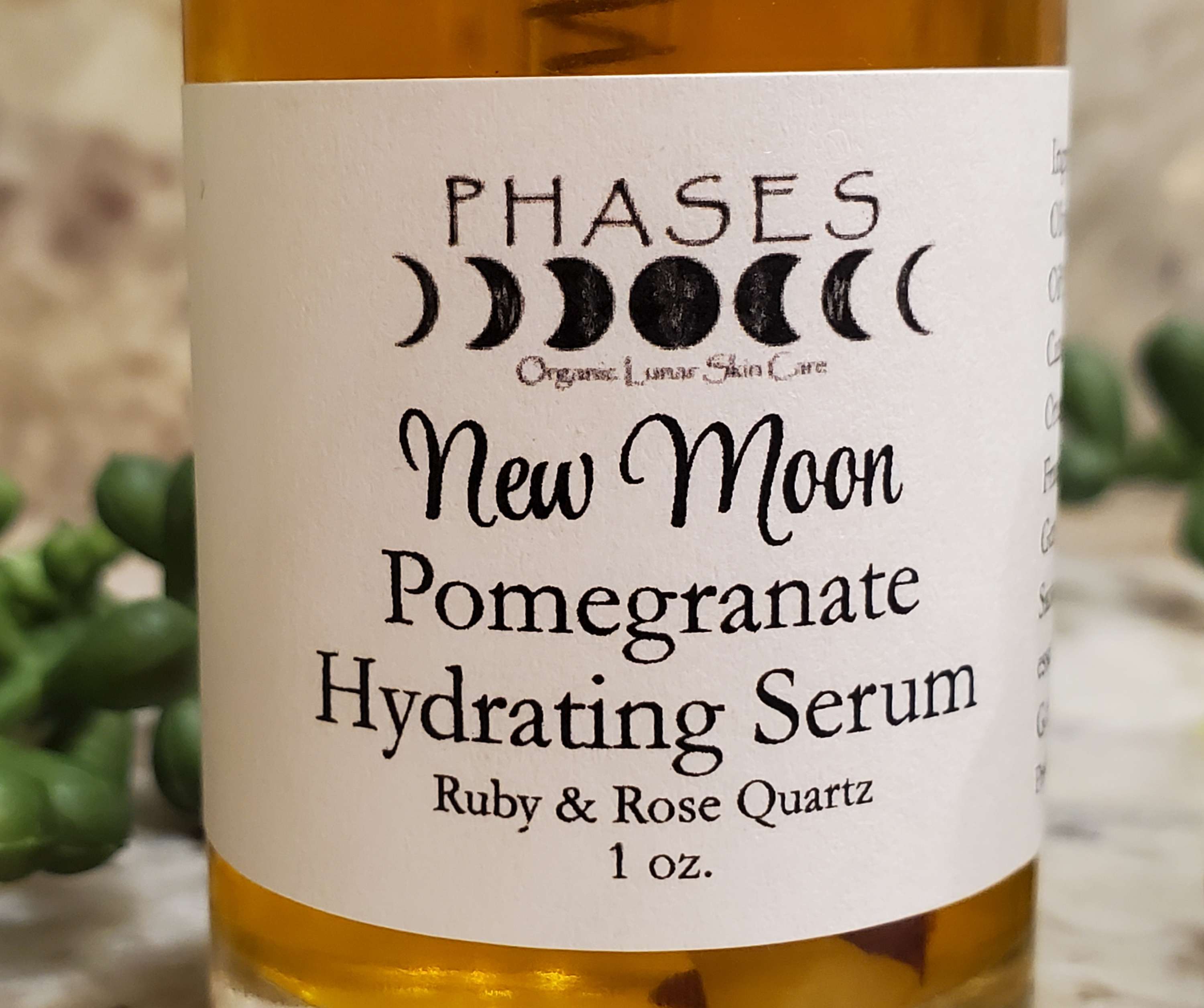 New Moon Pomegranate Hydrating Serum, 1oz image 0